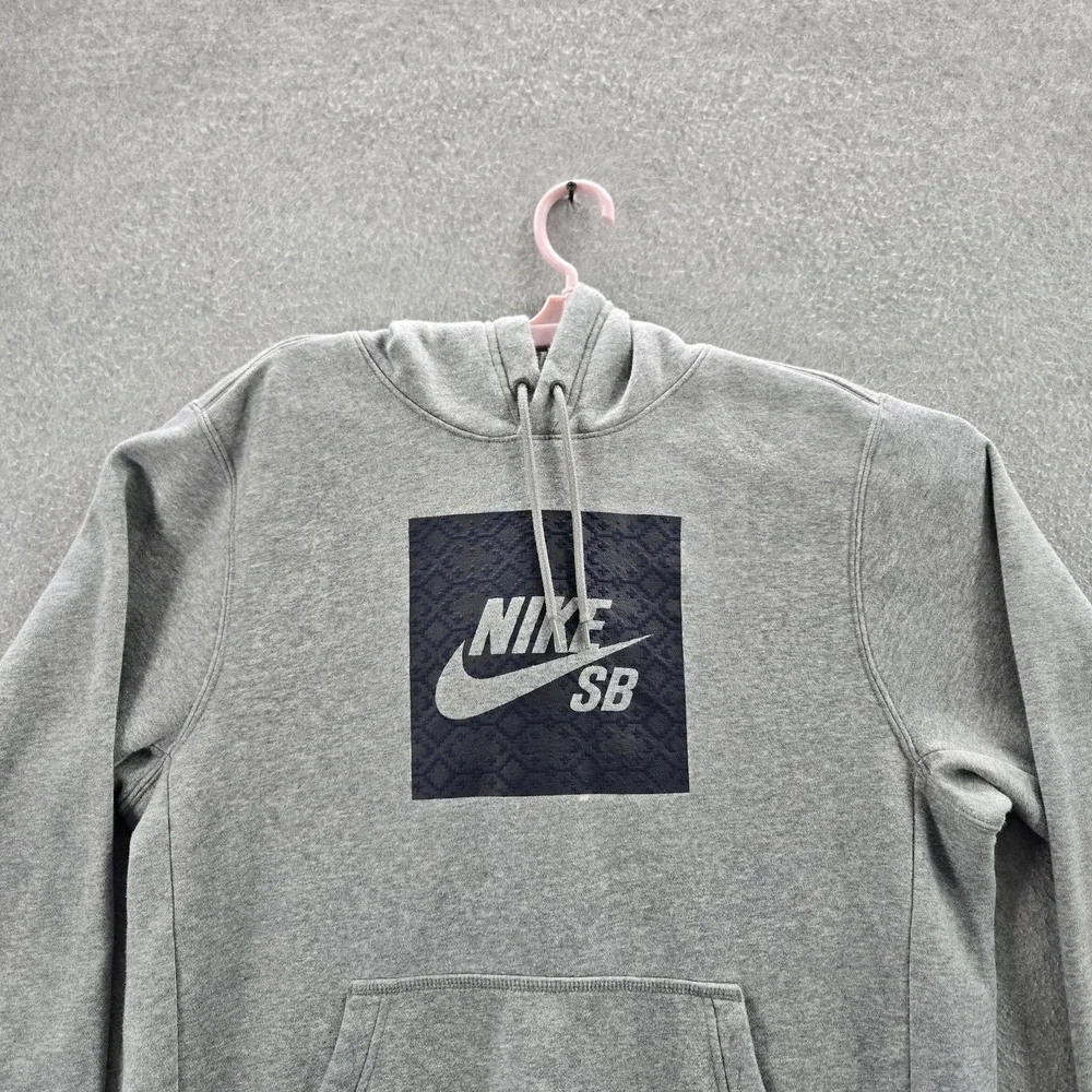 Nike SB Men Hoodie M Gray Fleece Activewear Logo Skater‎ Long Sleeve